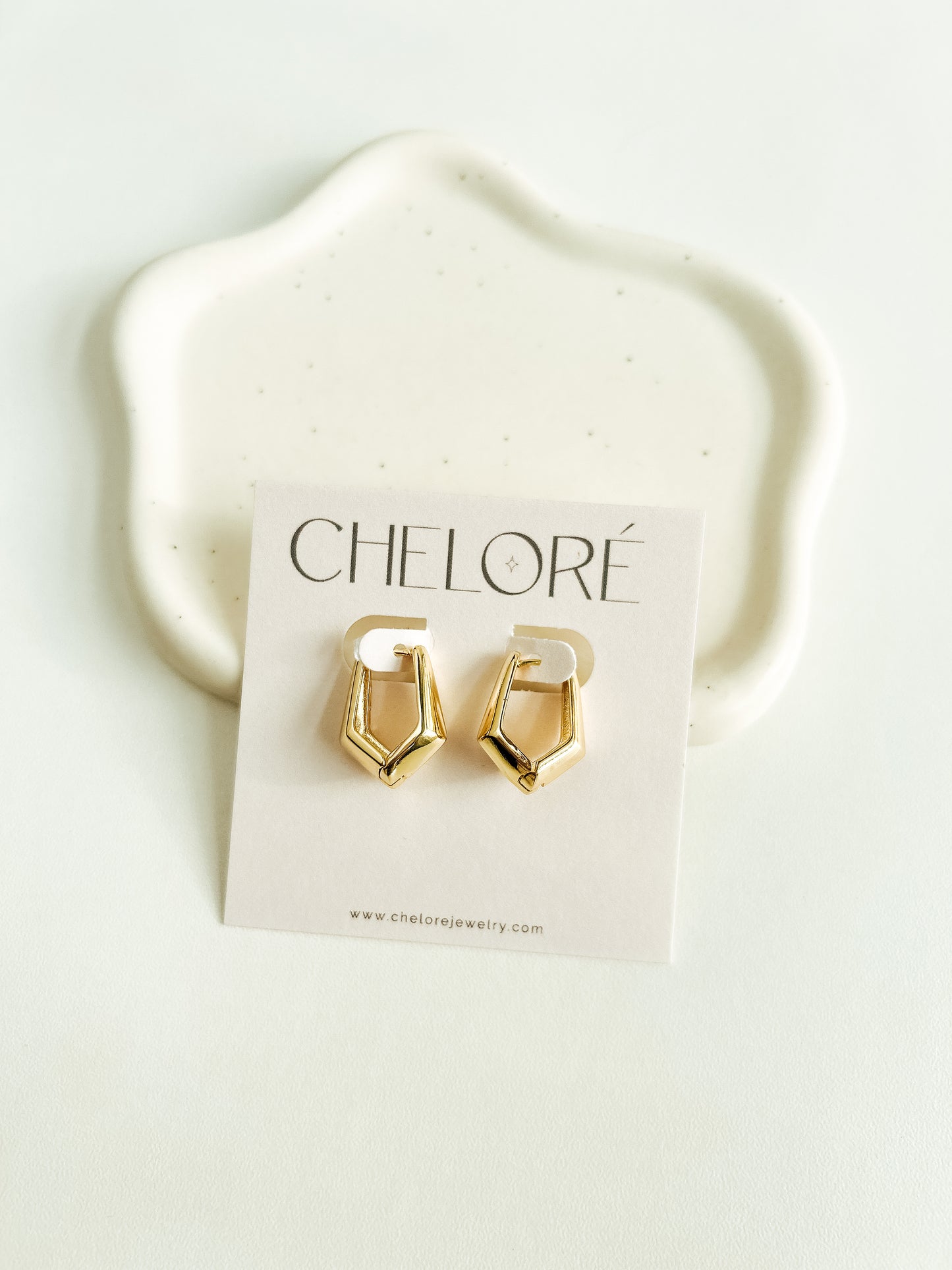 Cheloré Long Geo Hoops
