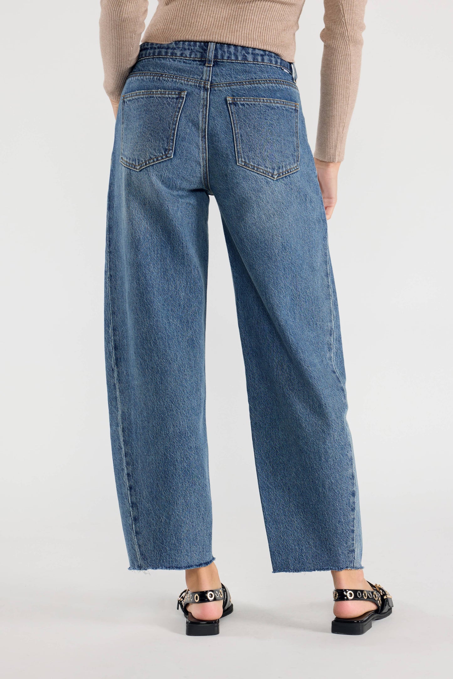 Medium Wash Mid-Waist Relaxed Barrel Jeans