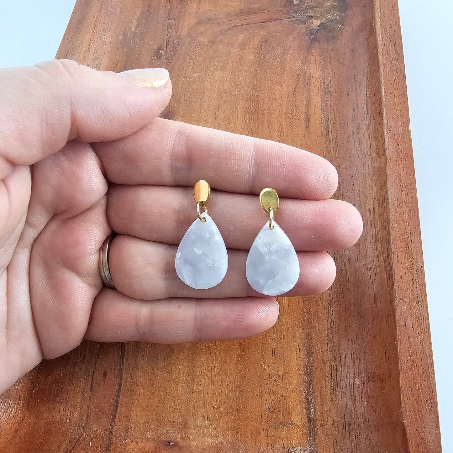 Leah Earrings - Pearl // Jewelry, Gift