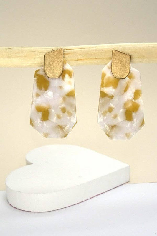 GOLD RESIN DROP EARRINGS