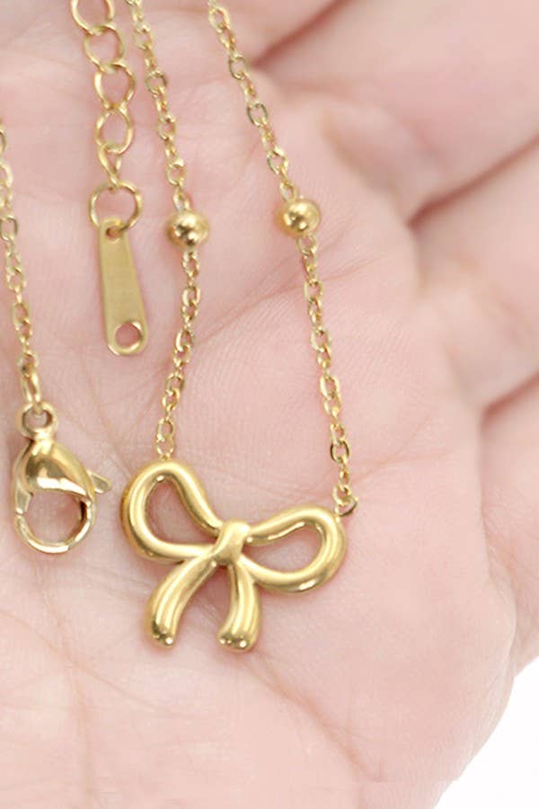 Gold Bow Necklace