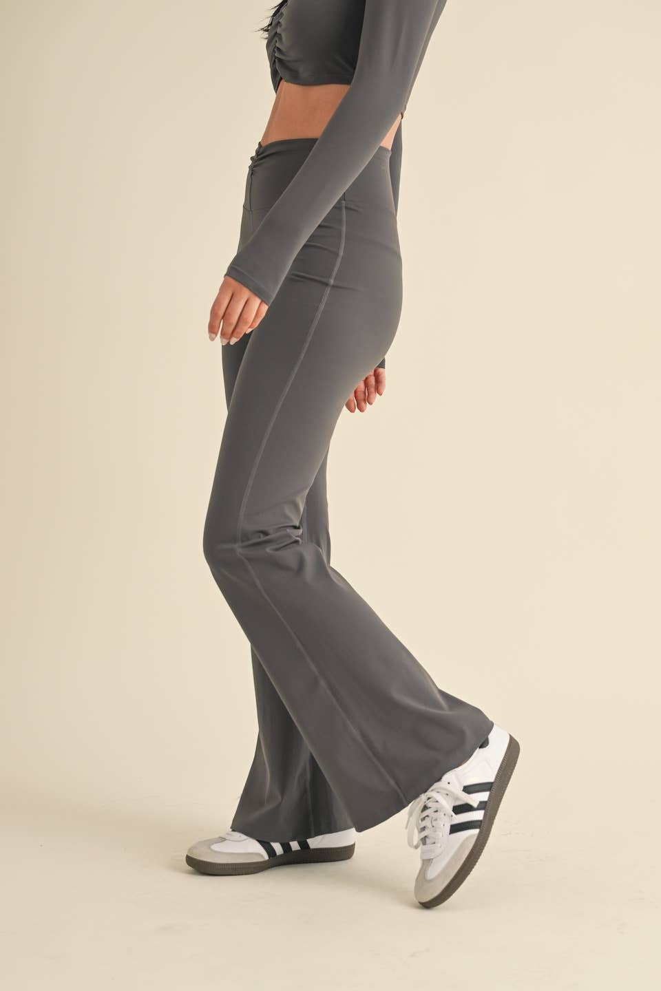 Ruched Waist Flared Leggings