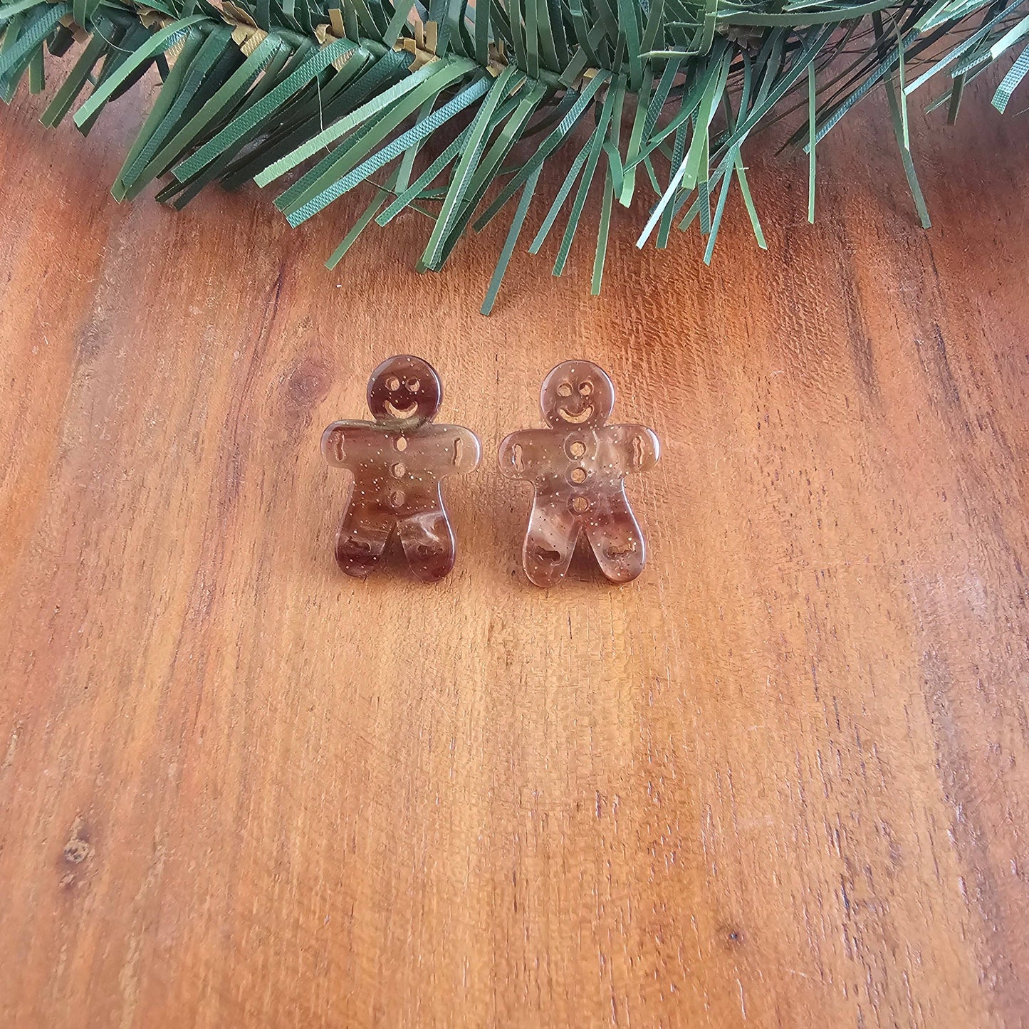 Gingerbread Shimmer Studs