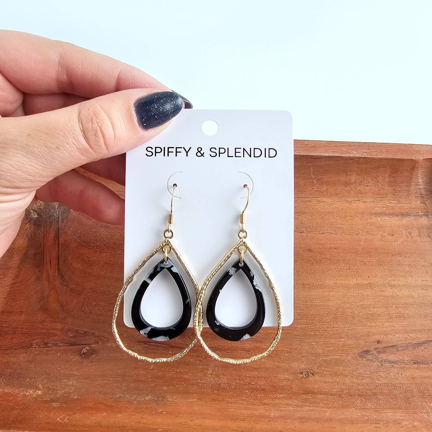 Savannah Onyx Black Earrings