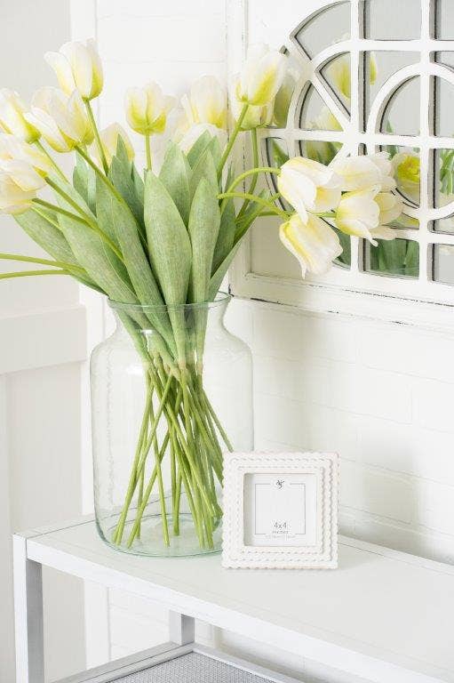 6x6 White Scalloped Edge Wood Photo Frame