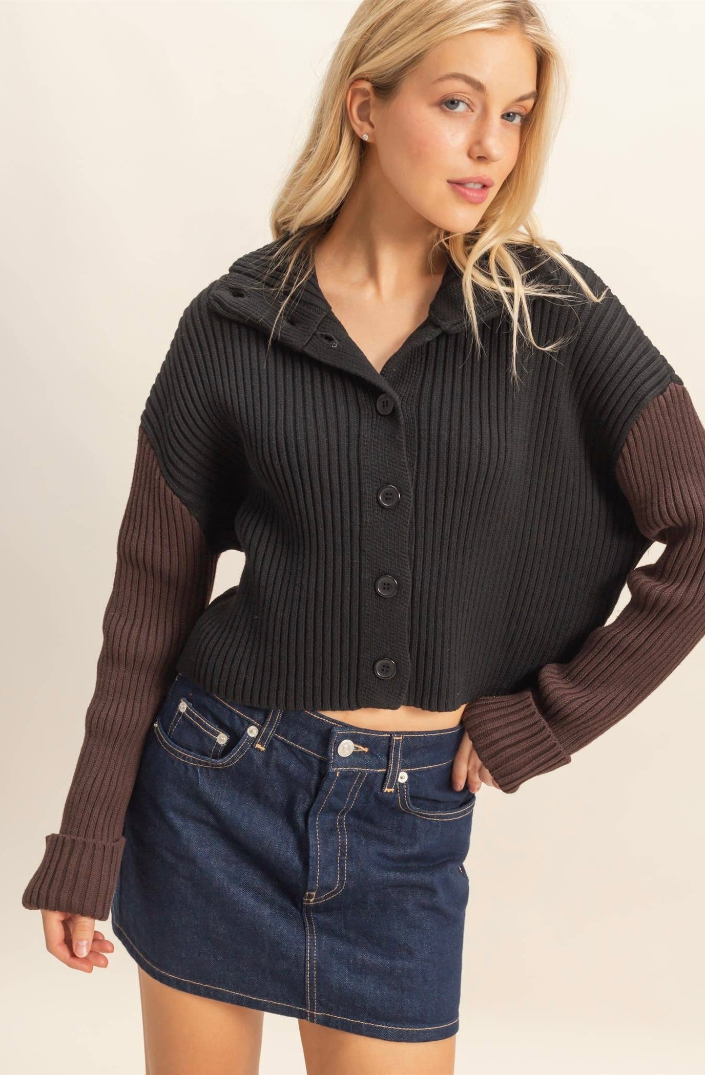 Contrasting Sleeve Sweater Cardigan