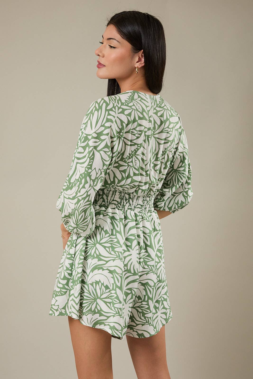 V-Neck Kimono Sleeve Floral Leaf Romper