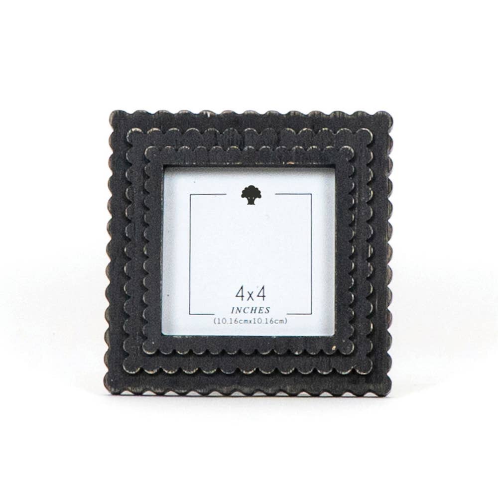 4x4 Black Wood Scallop Frame