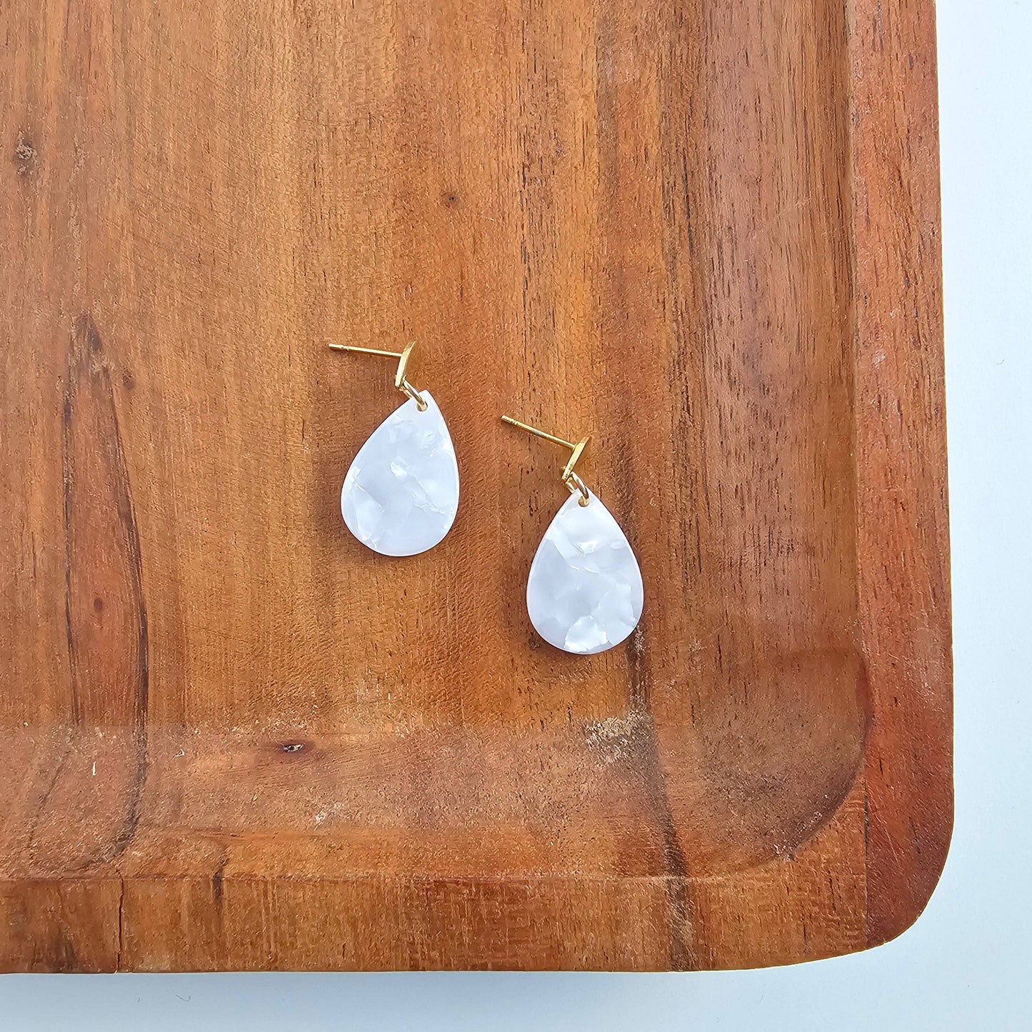 Leah Earrings - Pearl // Jewelry, Gift