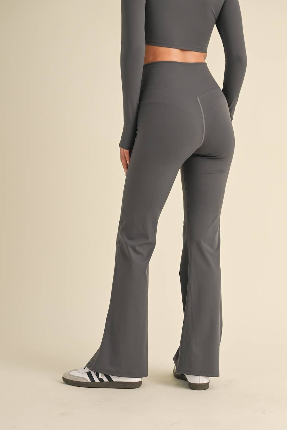 Ruched Waist Flared Leggings