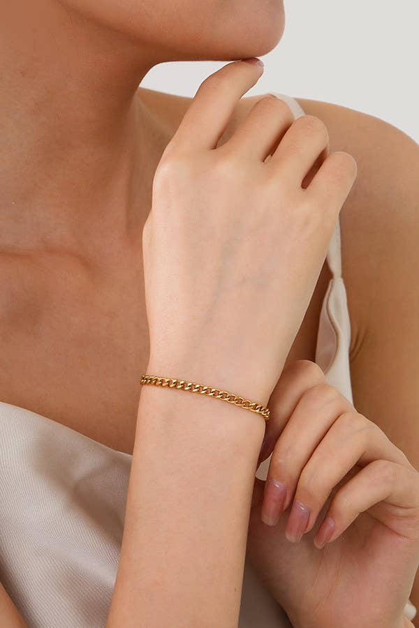 STAINLESS STEEL GOLD BRACELET