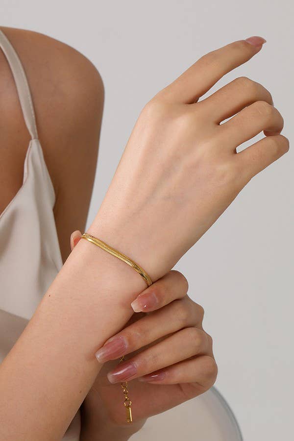 STAINLESS STEEL GOLD BRACELET