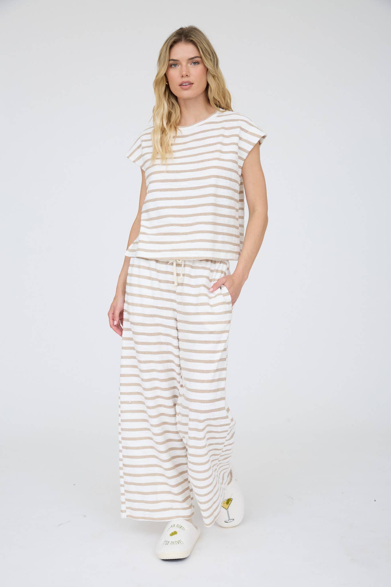 STRIPE DRAWSTRING WIDE LEG KNIT LOUNGE PANTS