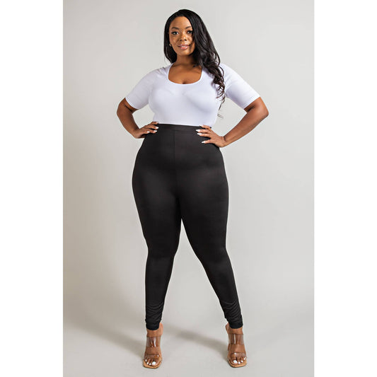 PLUS SIZE HIGH RISE LEGGINGS